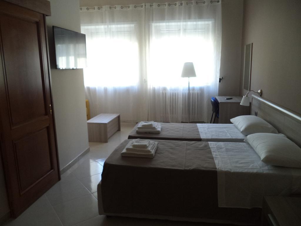 B&B Salento ซาน เชซาริโอ ดิ เลชเช ห้อง รูปภาพ